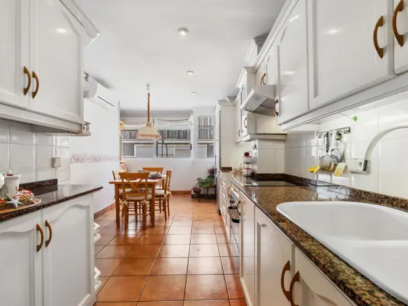 Apartment Of 128 M² In Torrevieja