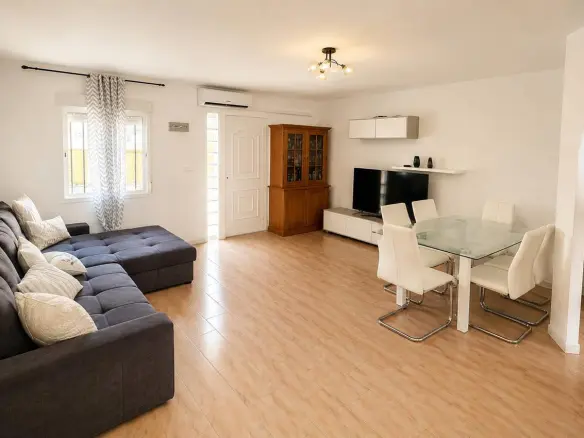 Town House Of 80 M² In Torrevieja, Spain