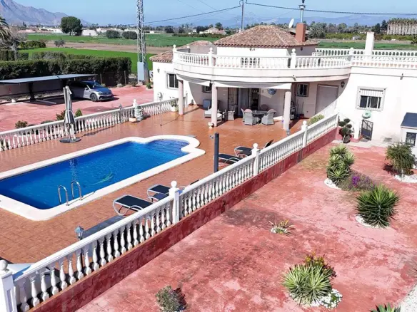 Country House Of 184 M² In Catral, Spain
