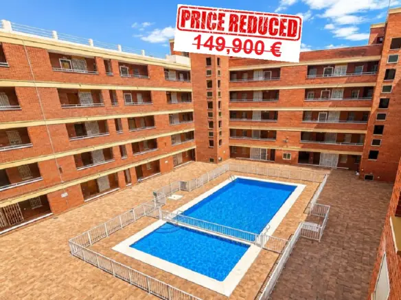 Apartment Of 75 M² In Torrevieja, Spain