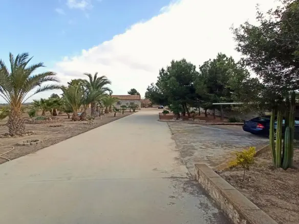 Country House Of 235 M² In Aspe, Spain