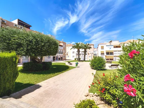 Apartment Of 60 M² In Torrevieja