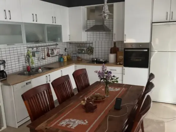 3-bedroom Flat In Stavroupoli, Greece (120 M²)