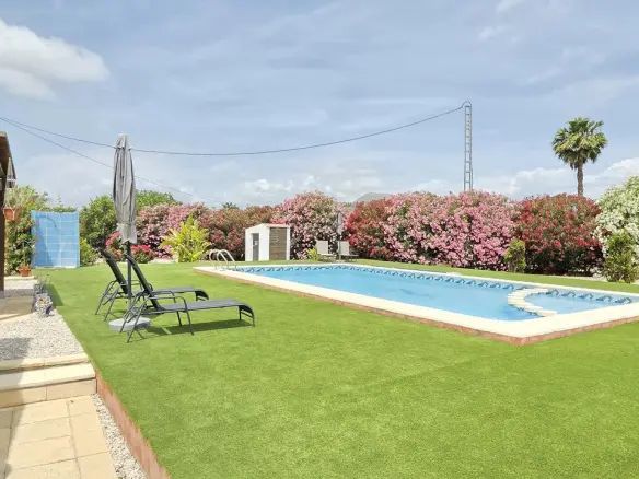 Country House Of 158 M² In Benejuzar, Spain