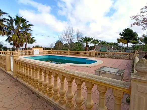Country House Of 235 M² In Aspe, Spain