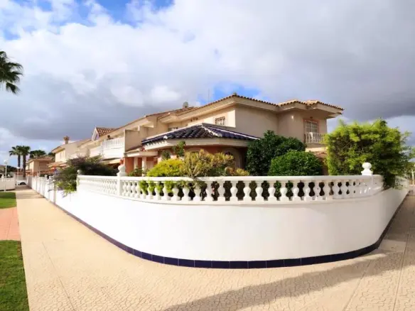 Town House Of 139 M² In Ciudad Quesada, Spain