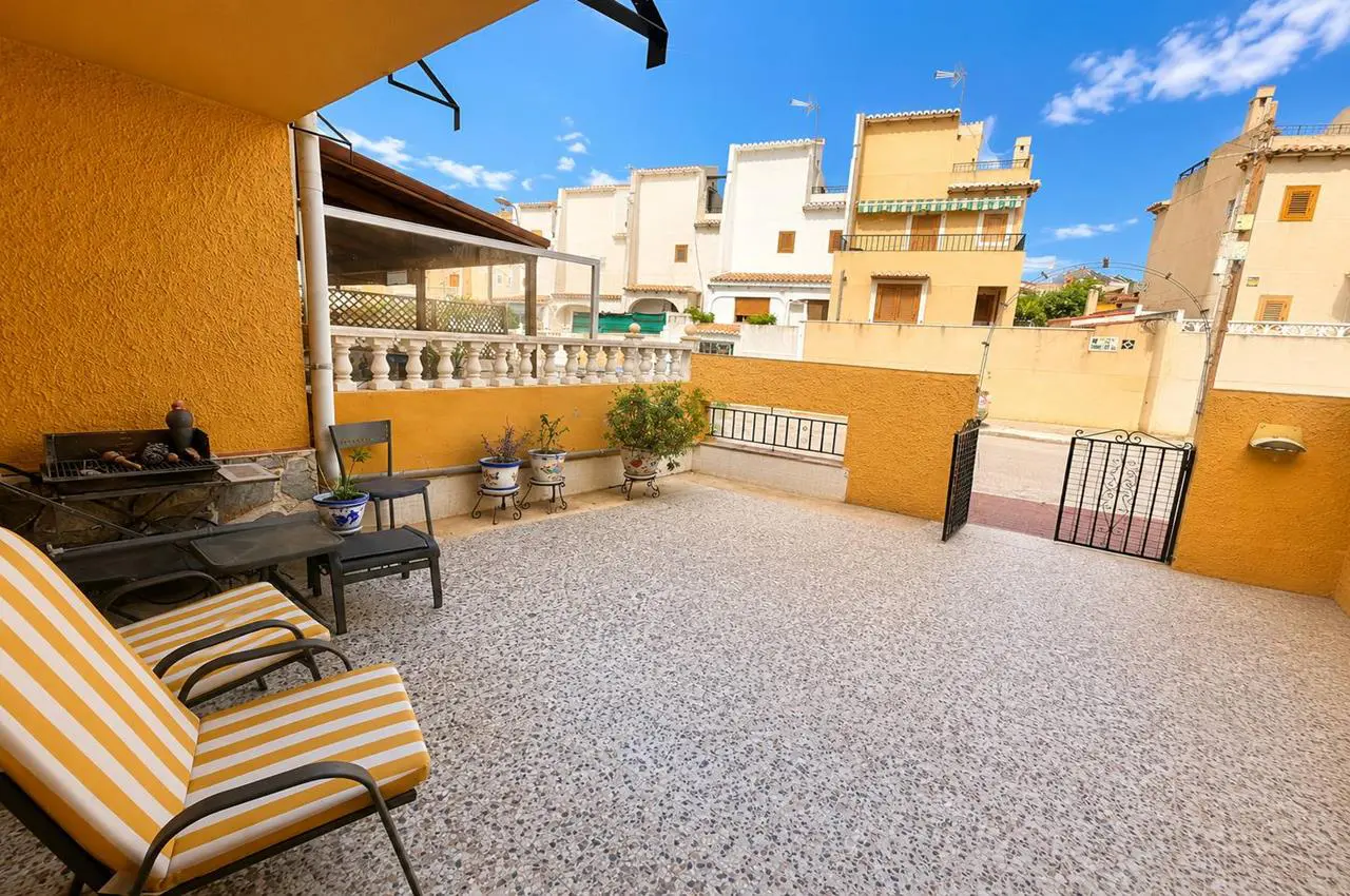 Town House Of 80 M² In Torrevieja, Spain