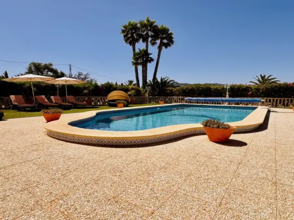 Villa Of 364 M² In Aspe, Spain