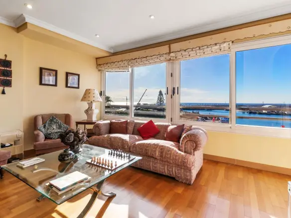 Apartment Of 128 M² In Torrevieja