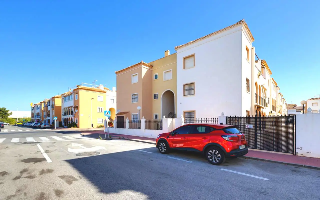 Apartment Of 60 M² In Torrevieja