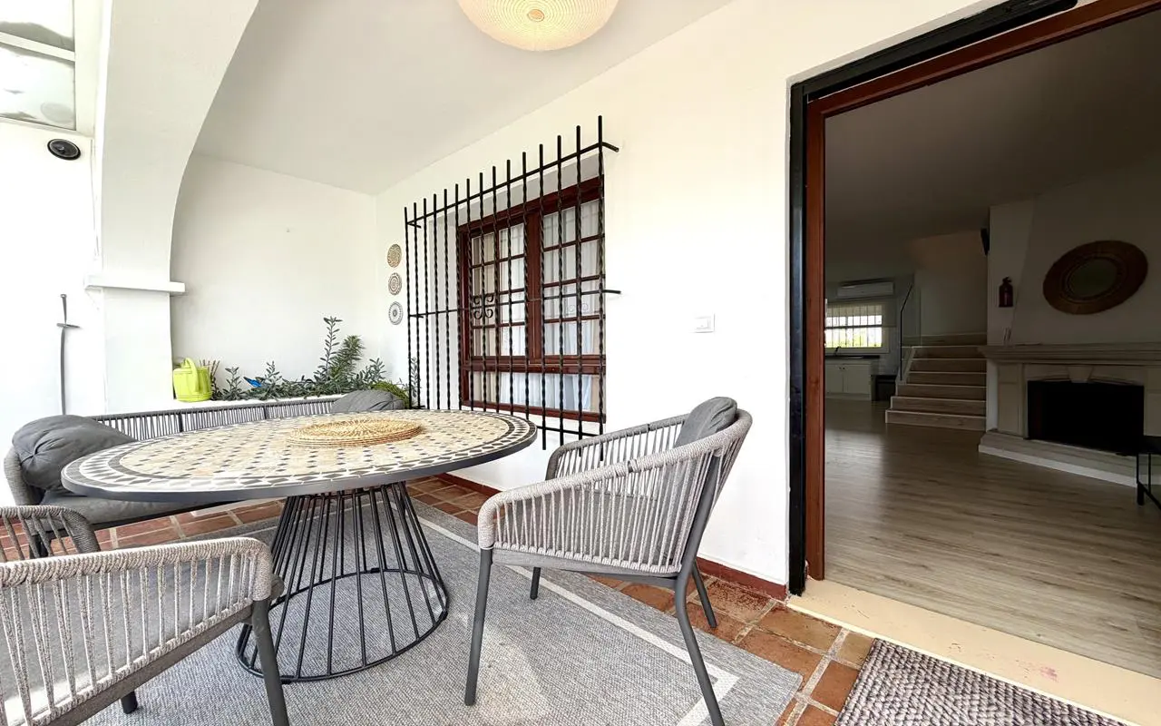 Gradska kuća od 84 m² u Villamartinu, Španjolska
