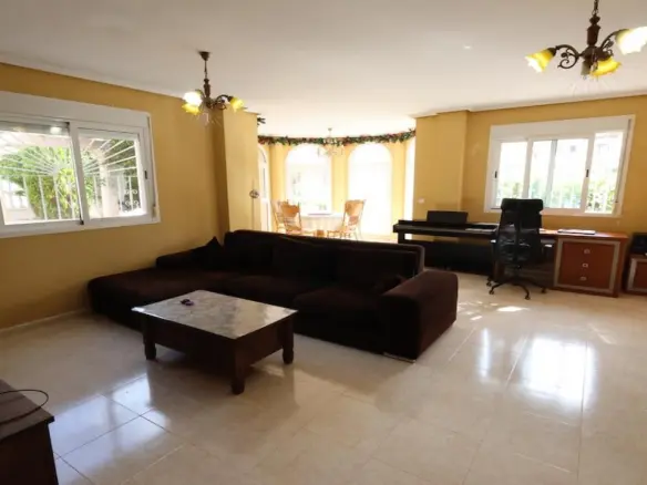 Town House Of 139 M² In Ciudad Quesada, Spain