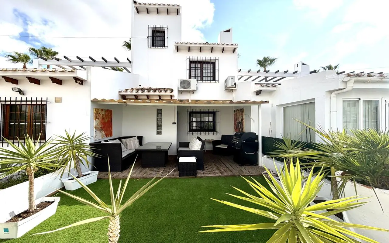 Gradska kuća od 84 m² u Villamartinu, Španjolska