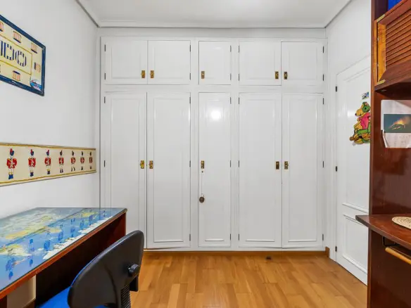 Apartment Of 128 M² In Torrevieja