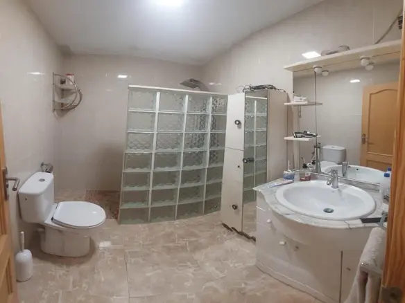 Country House Of 210 M² In Albatera, Spain