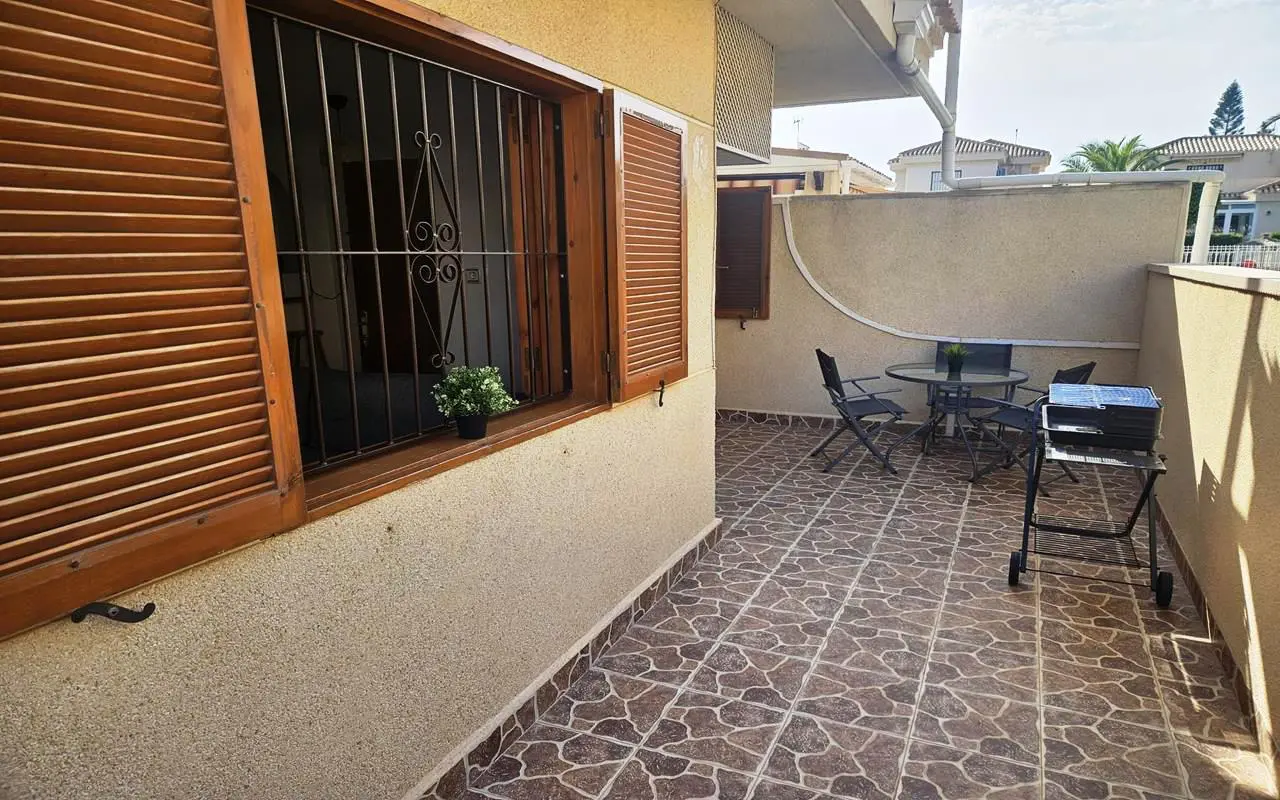 Apartman od 65 m² u Playa Flamenca, Španjolska