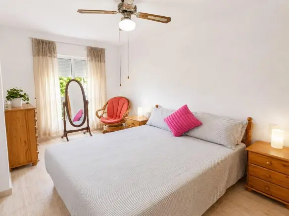 Apartment Of 65 M² In Torrevieja, Spain