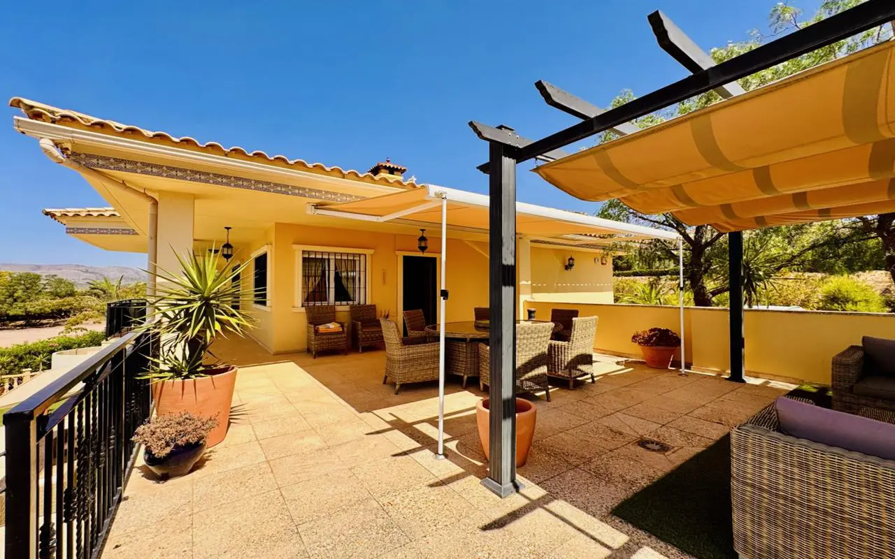 Vila od 364 m² u Aspeu, Španjolska