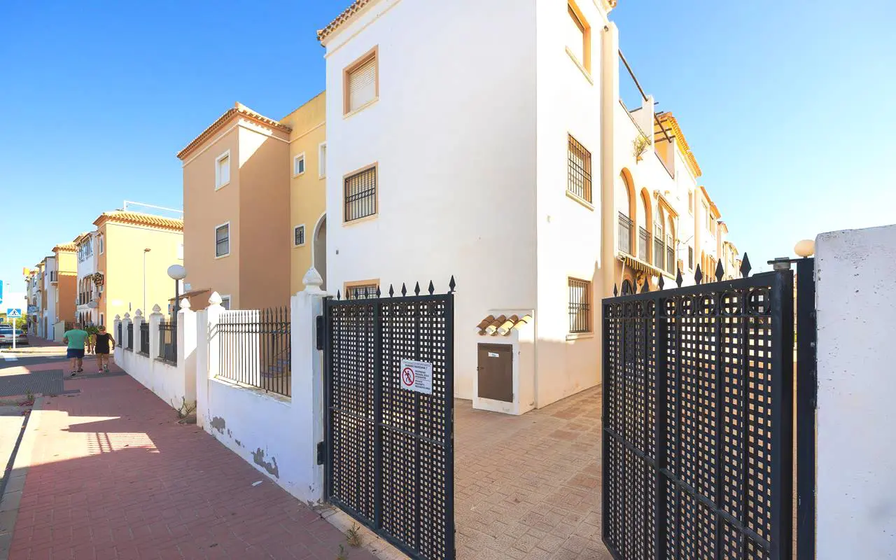 Apartment Of 60 M² In Torrevieja
