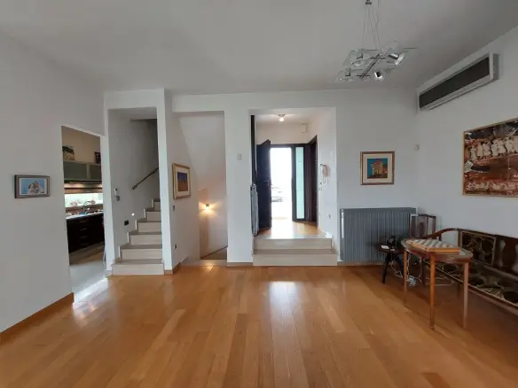 4-bedroom Detached House In Thermi, Greece (201 M²)