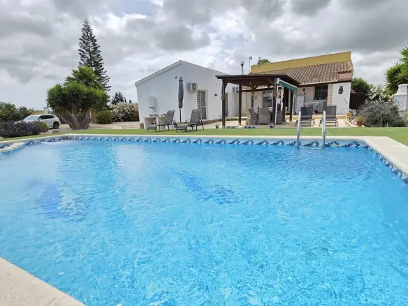 Country House Of 158 M² In Benejuzar, Spain
