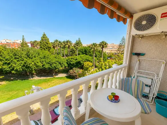Apartment Of 65 M² In Torrevieja, Spain