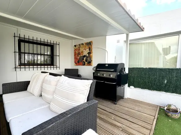 Town House Of 84 M² In Villamartin, Spain