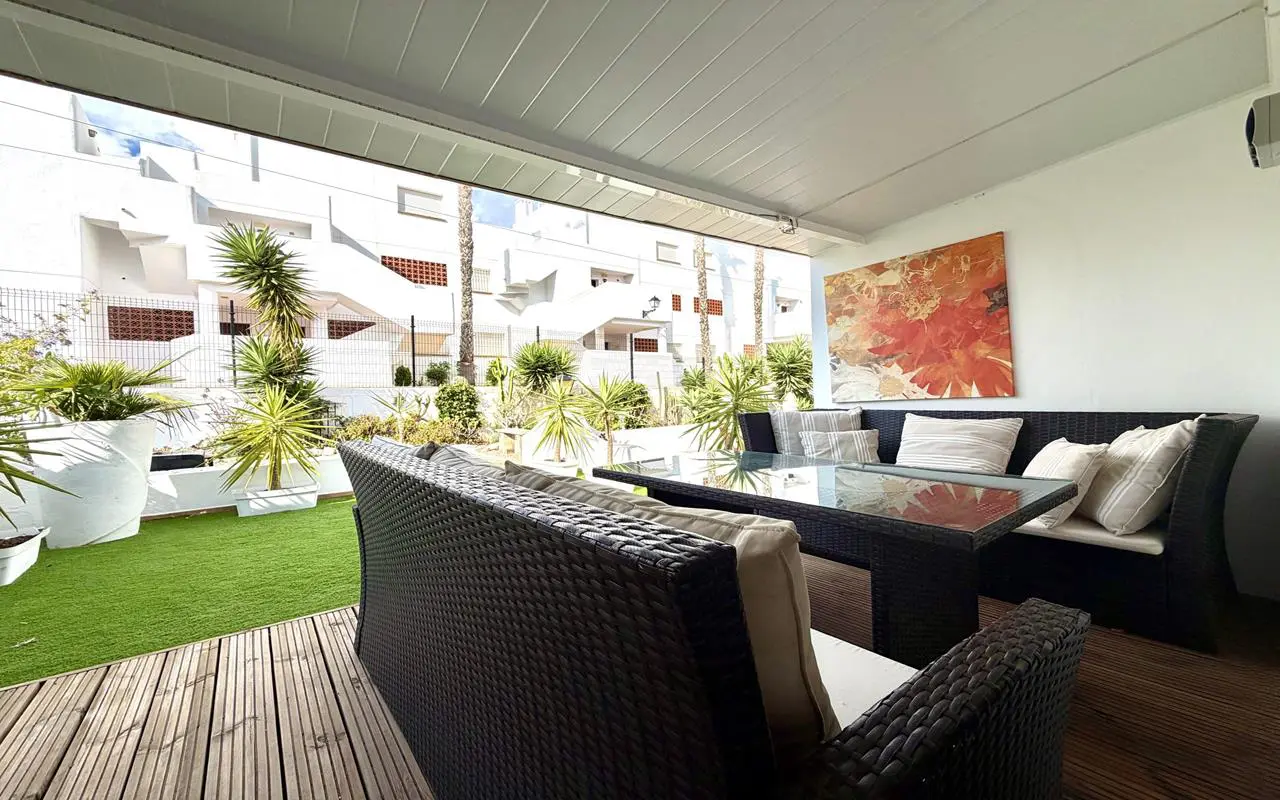 Gradska kuća od 84 m² u Villamartinu, Španjolska