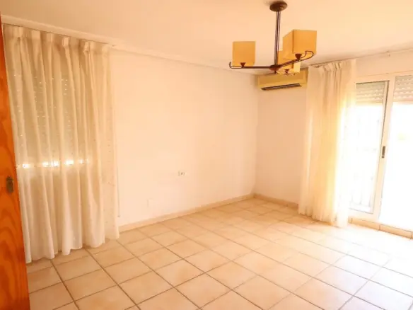 Town House Of 84 M² In Torrevieja, Spain