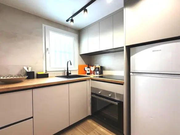 Apartment Of 54 M² In Torrevieja, Spain