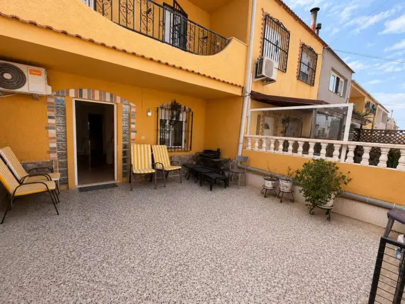 Town House Of 80 M² In Torrevieja, Spain