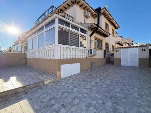 Town House Of 82 M² In Villamartin, Spain