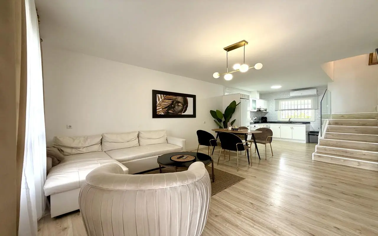 Gradska kuća od 84 m² u Villamartinu, Španjolska