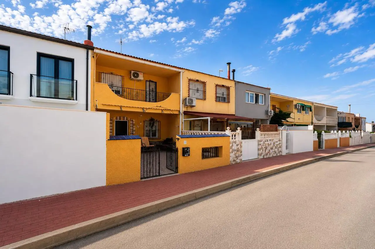Town House Of 80 M² In Torrevieja, Spain