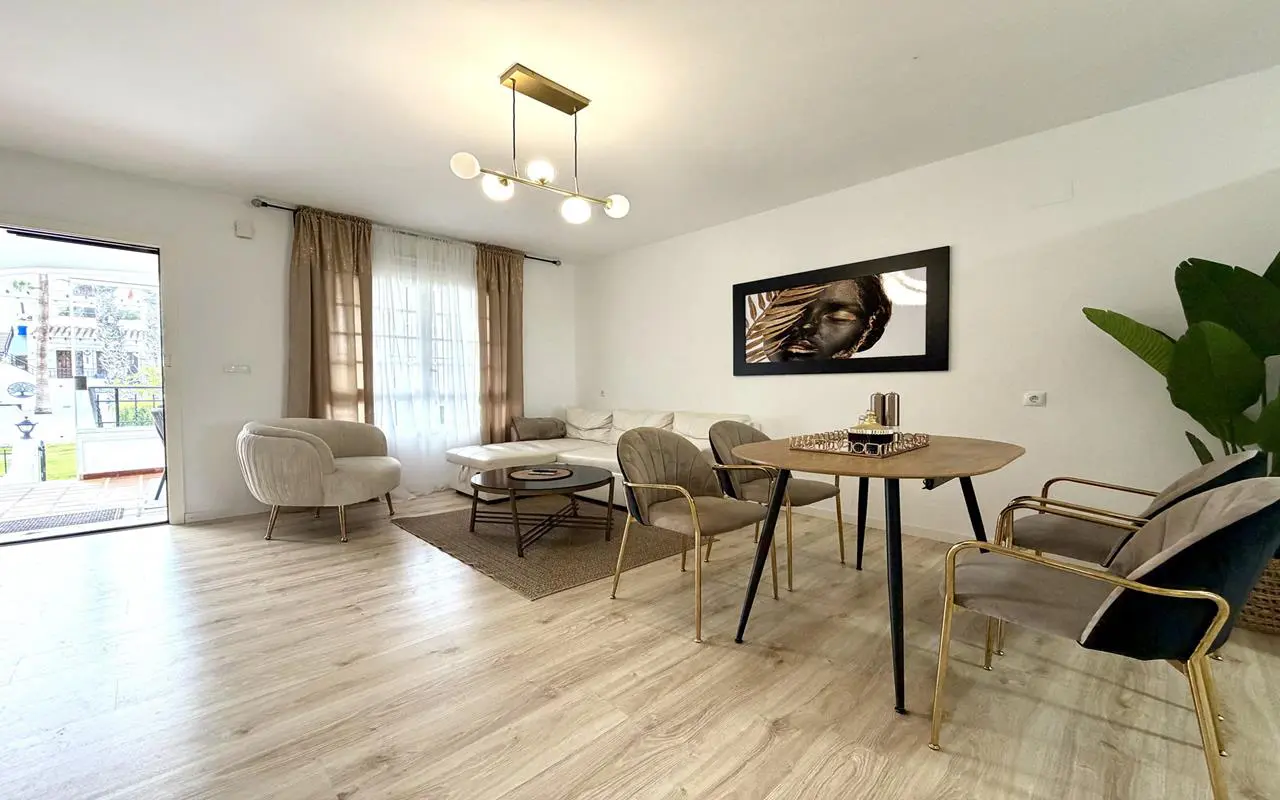 Gradska kuća od 84 m² u Villamartinu, Španjolska
