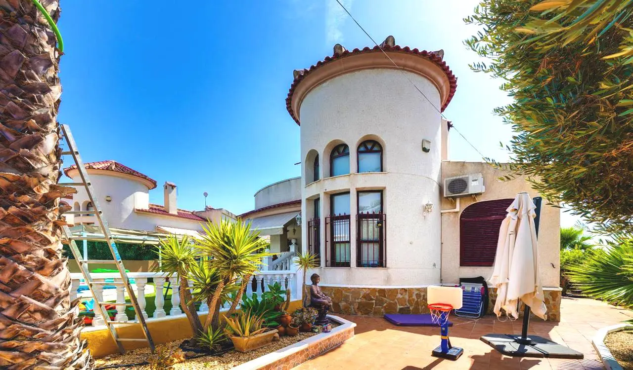 Vila 150 m² u La Marini, Španjolska