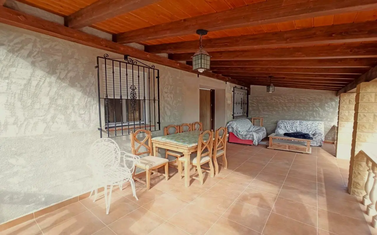Seoska kuća od 235 m² u Aspeu, Španjolska