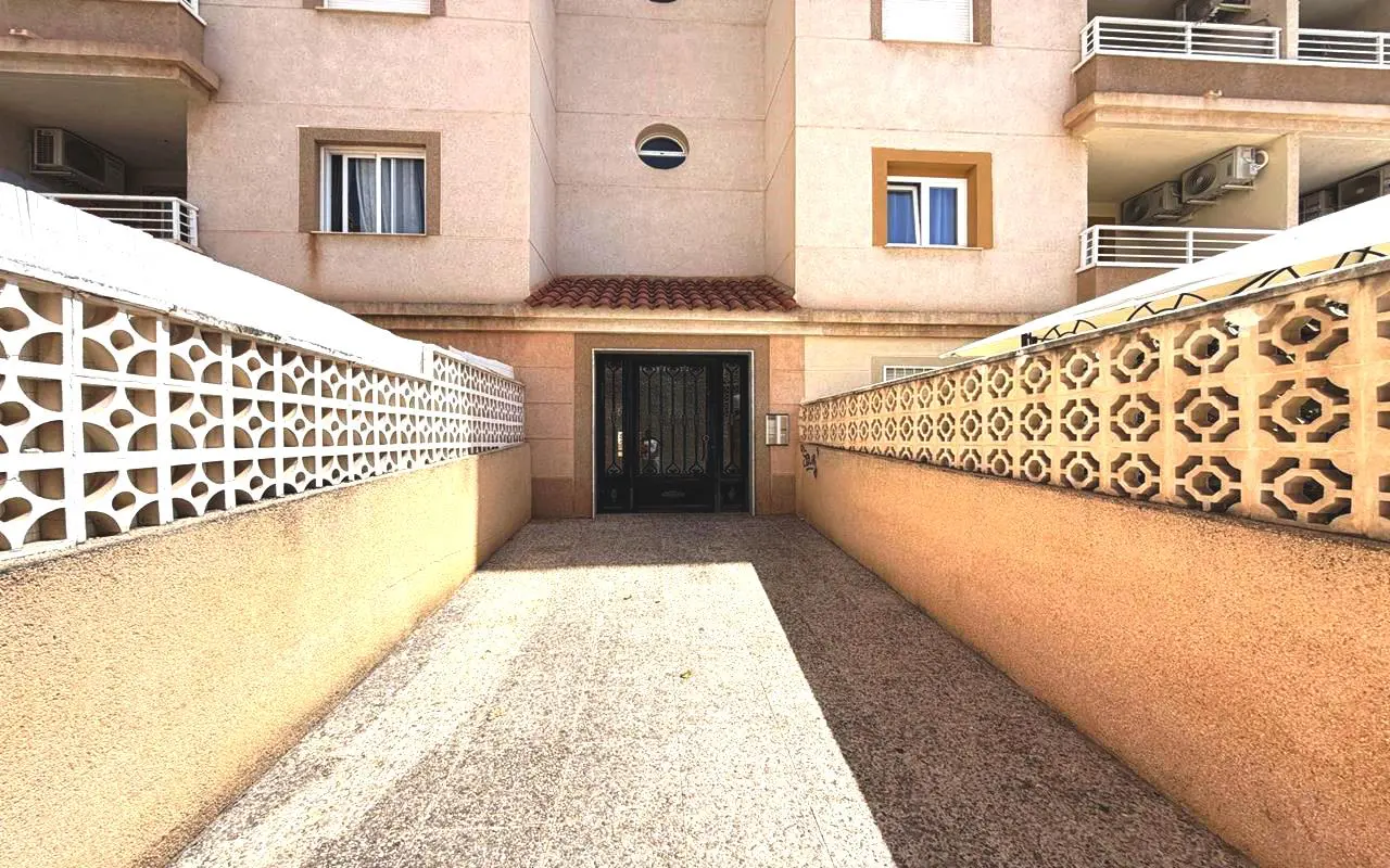 Apartman od 54 m² u Torrevieji, Španjolska