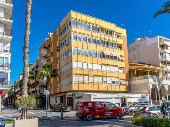 Apartment Of 128 M² In Torrevieja