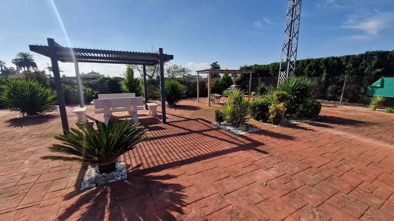 Country House Of 184 M² In Catral, Spain
