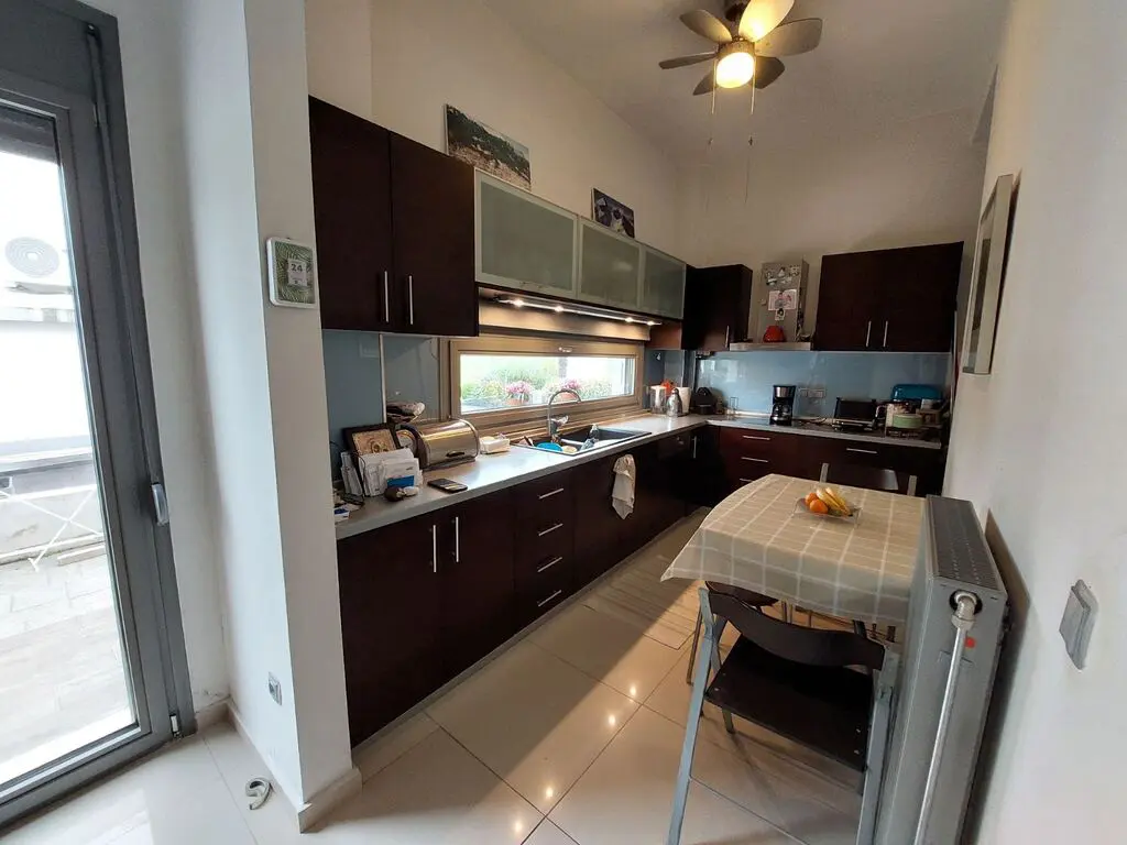 4-bedroom Detached House In Thermi, Greece (201 M²)