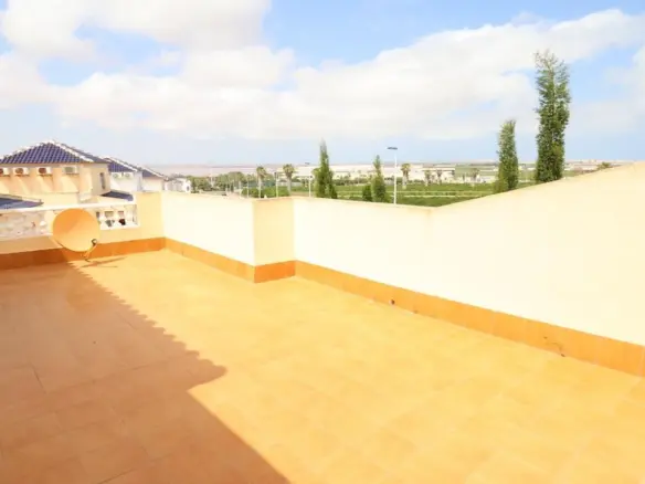Town House Of 84 M² In Torrevieja, Spain
