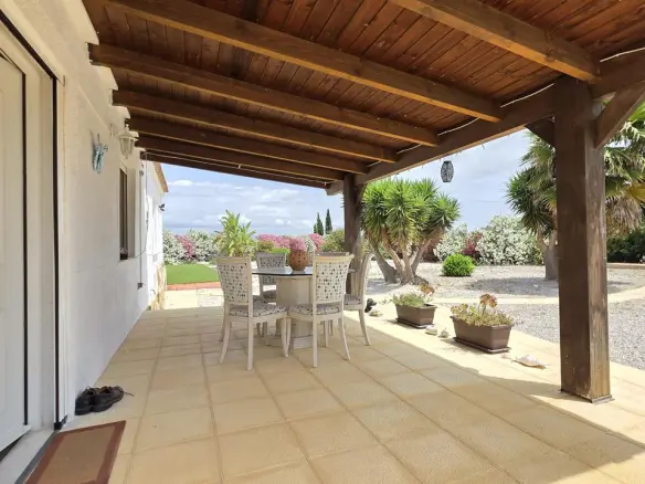 Country House Of 158 M² In Benejuzar, Spain