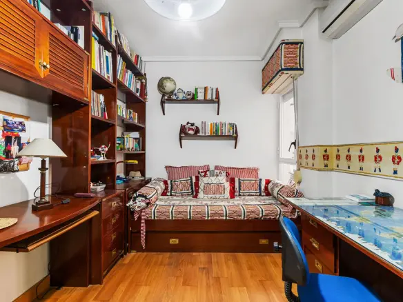Apartment Of 128 M² In Torrevieja