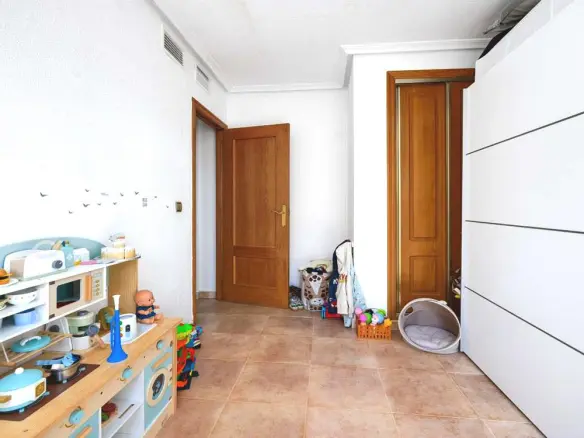 Villa 150 M² In La Marina, Spain