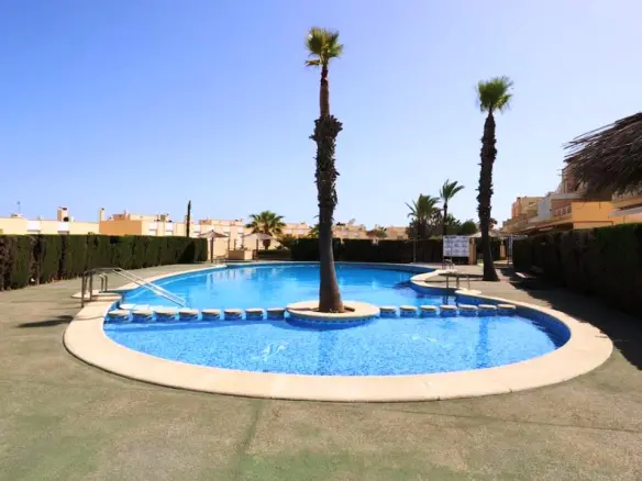 Town House Of 164 M² In Dehesa De Campoamor, Spain
