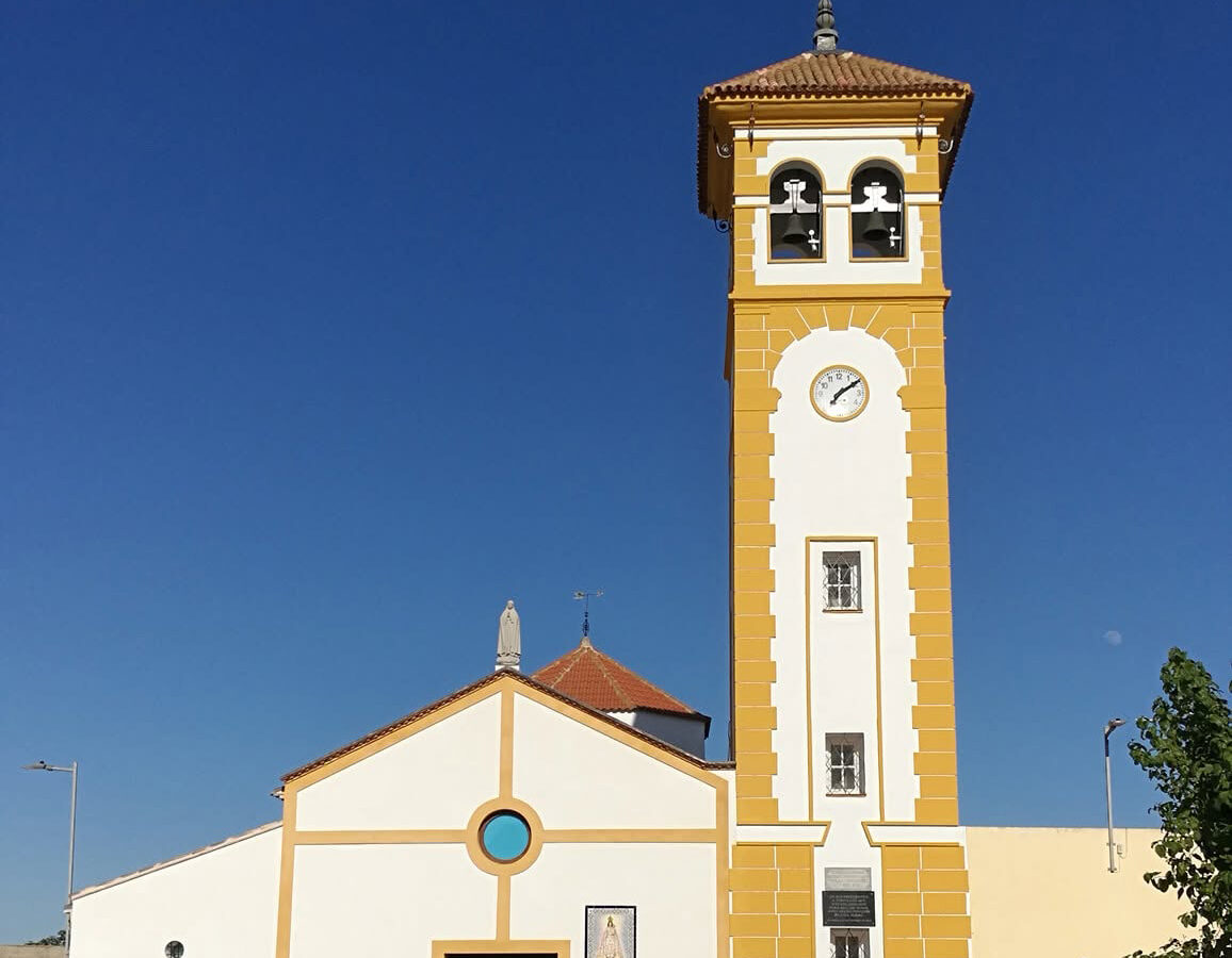 House Of 300 M² With Large Orchard In 30 Minutes From The Sea