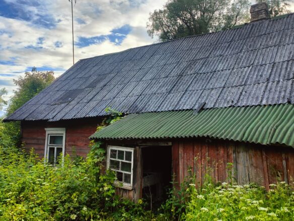 House With 1.5 Ha Of Land For Sale In Latvia Countryside.