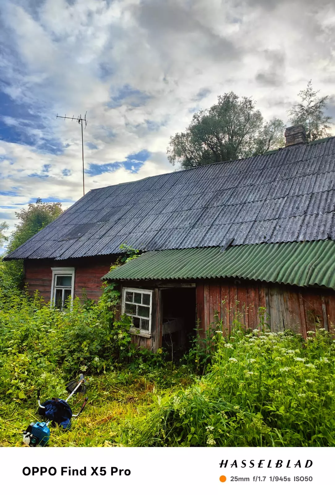 House With 1.5 Ha Of Land For Sale In Latvia Countryside.