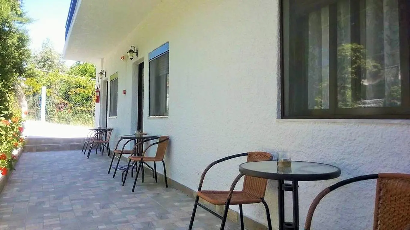 Hotel Of 300 M² On The Island Of Thassos